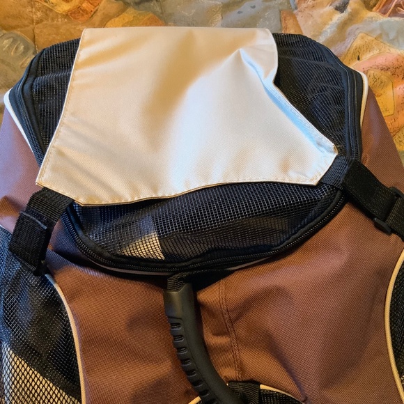 Pet Zone Adjustable Backpack Pet Carrier- Cat/Dog up to 15lbs- BNIB - Picture 5 of 8